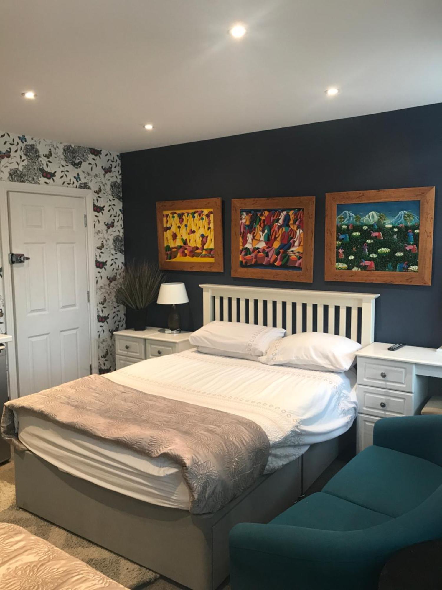 Acacia Villas Guest House 길드포드 외부 사진